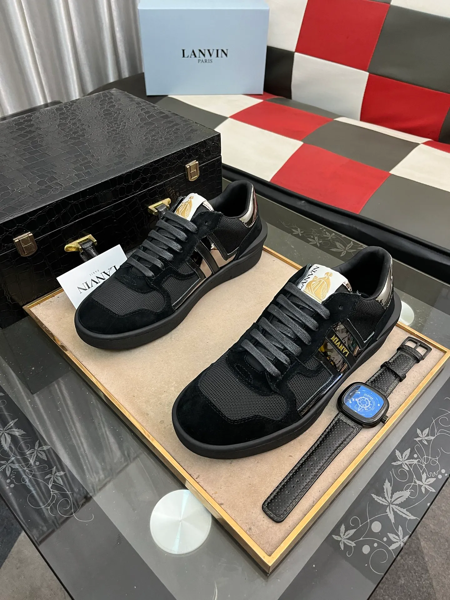 Men's men's shoes 💰540⌚️⌚️❗️Lanvin# Lanvin spring and summer series new colors latest lace up fashion casual forrest shoes running shoes ~ bumpr high quality couple series‼ ️ The latest trendy products of the season 🌈Many bloggers have started buying original models and custom-made them. The uppers are made of nubuck leather. They are very versatile, fashionable and casual, and are comfortable on the feet. Recommended for personal use! The original molded rubber backing with clear logo is wear-resistant. Standard code for couples: female code 35~40, male code 38-45